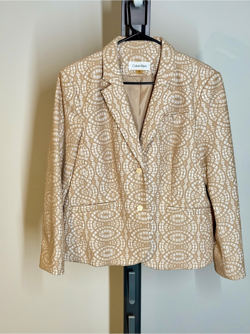 Calvin Klein Beige & White Patterned Notch-Lapel Blazer